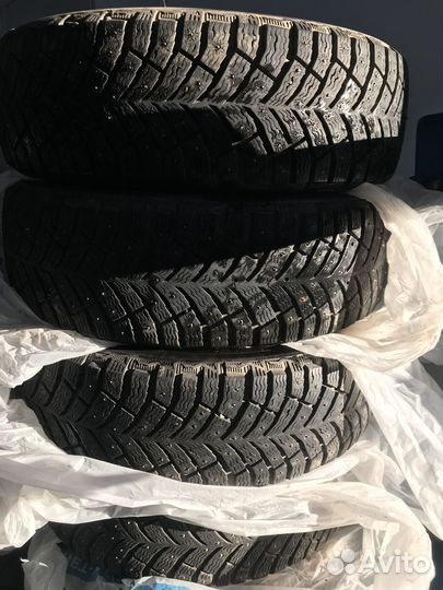Michelin X-Ice North 4 185/65 R15