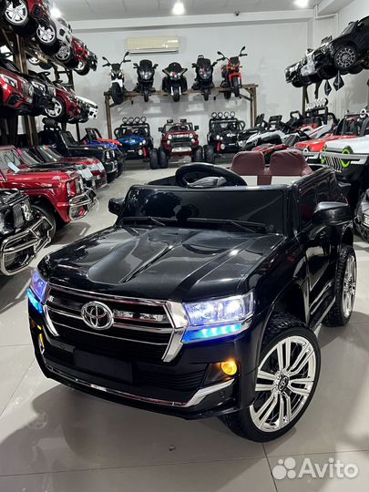 Детский электромобиль