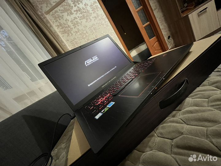 Ноутбук asus rog strix