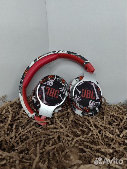 Беспроводные наушники jbl tune 1000bt