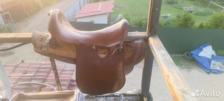 Седло для лошади драгунское полочное строевое СССР