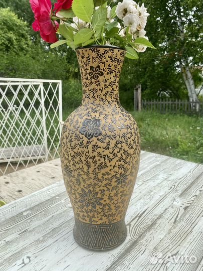 Красивая настольная ваза. Вьетнам