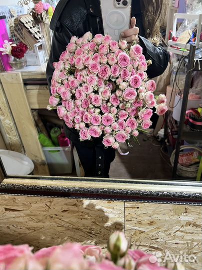 Кустовая роза букет доставка 15 25 51 101