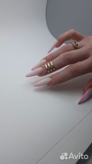 Маникюр с покрытием