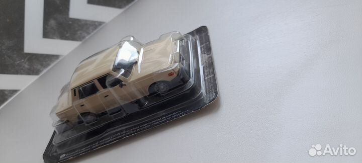 Автолегенды соцстран DeAgostini Wartburg 353