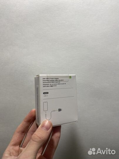 Блок питания Apple 20W
