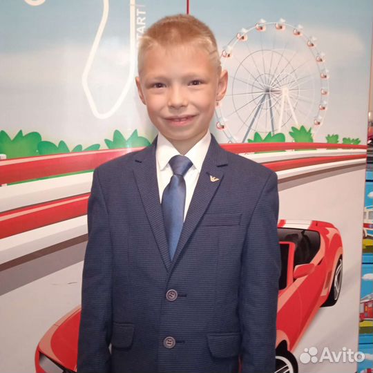 Костюм в школу Armani junior оригинал на 7-8 лет