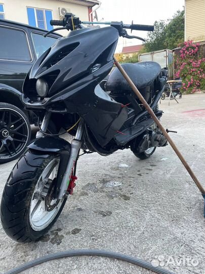 Yamaha aerox 100