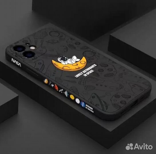 Чехлы на телефон iPhone 11