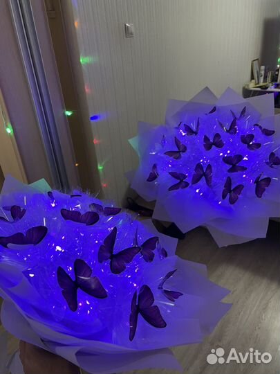 Букет светящийся из бабочек
