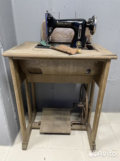 Швейная машинка Textima