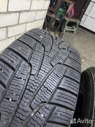 Kumho I'Zen KW31 2.25/65 R17 31