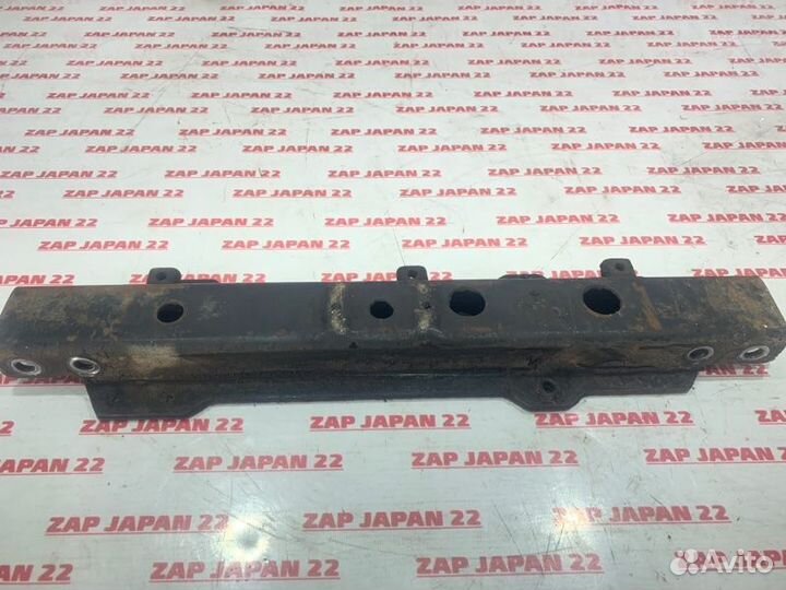 Балка поперечная Mitsubishi Pajero Sport K94 4D56