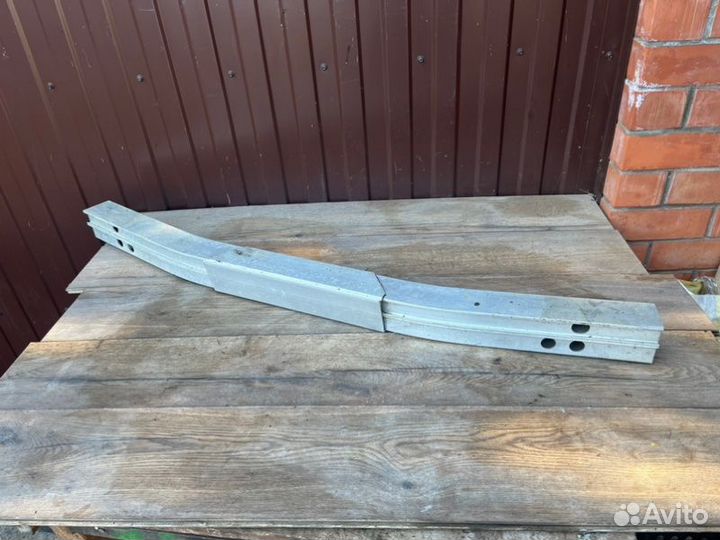 Усилитель бампера задний Honda Civic 4D 1.3 2008