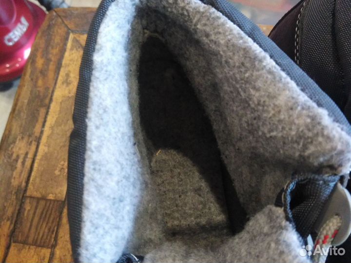 Лыжные ботинки