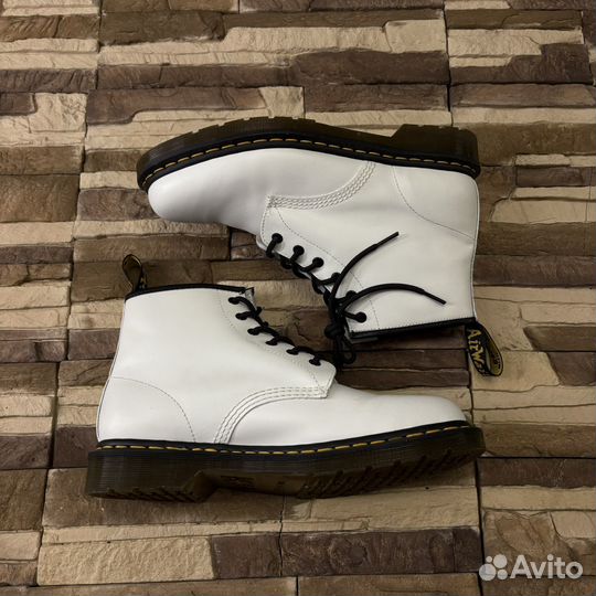 Ботинки Dr. Martens 101