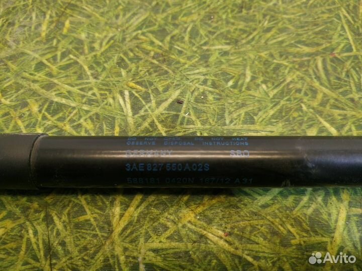 Амортизатор крышки багажника Volkswagen Passat B7