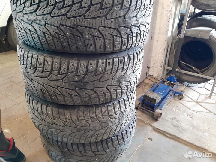 Hankook Winter I'Pike 245/50 R18