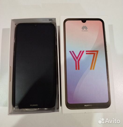 HUAWEI Y7 (2019), 4/64 ГБ