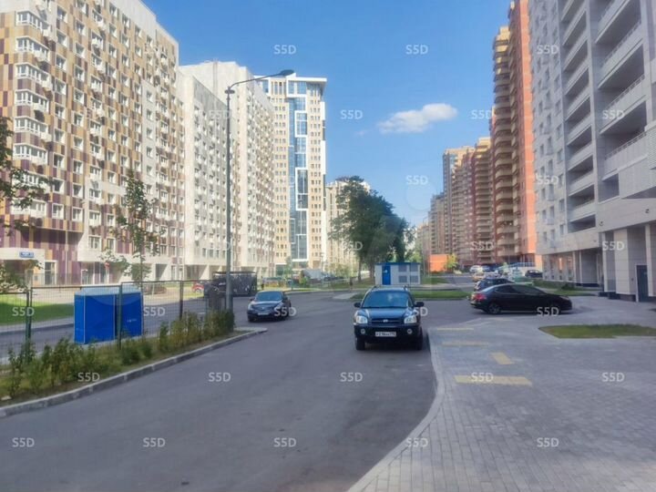 Сдам торговое помещение, 164.5 м²