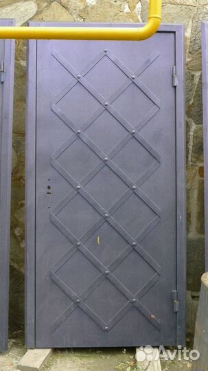 Дверь входная металлическая