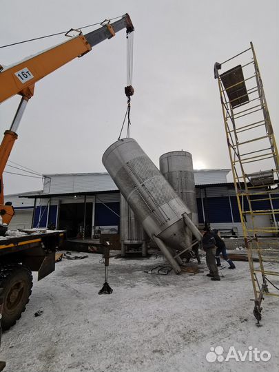 Цилиндро-конический танк цкт 2500 литров