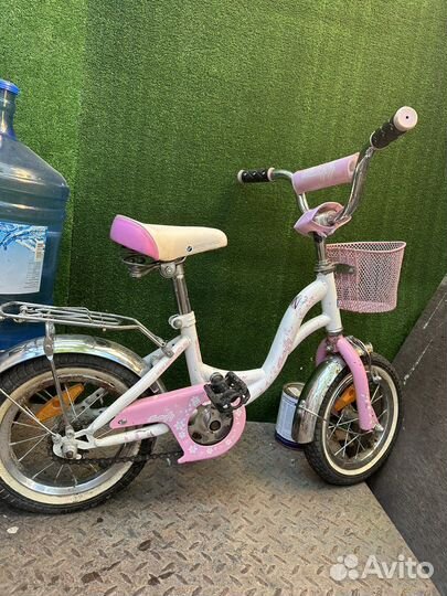 Детский велосипед с корзиной