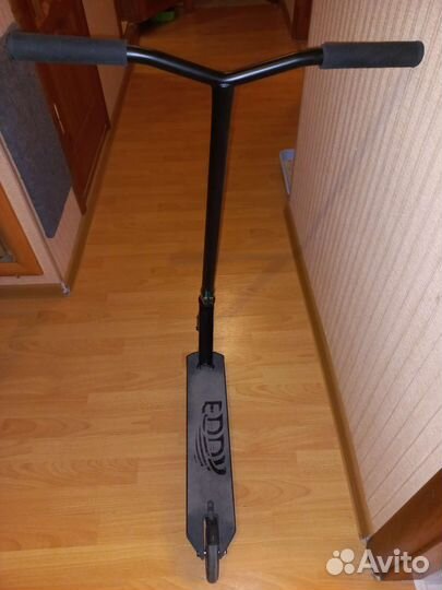 Трюковой самокат Tech team eddy