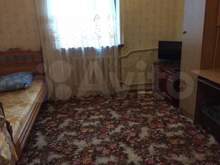 Комната 12 м² в 5-к., 2/3 эт.