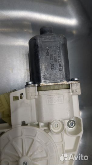 Стеклоподъемник электрический левый передний Mercedes R W251 2005, 2009