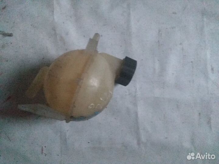 Бачок расширительный Citroen C4 (2004-2011)