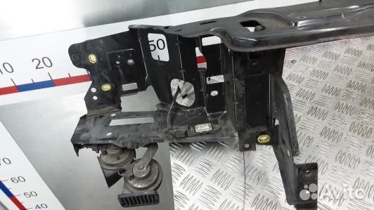 Передняя панель крепления облицовки (телевизор) vo