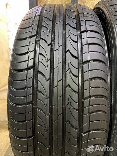 Nexen Classe Premiere 672 215/50 R17 91V