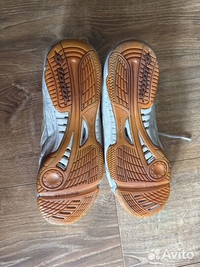 Футзалки lotto futsal pro 44,5 р