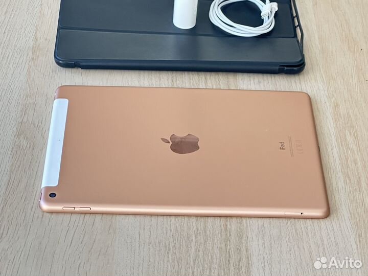 Apple iPad 8-го поколения Sim+Apple Pencil