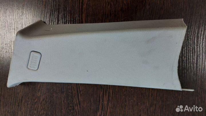 Обшивка стойки левая Bmw X3 2.0D E83 N47 2009