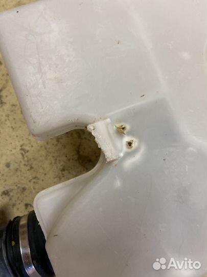 Воздухозаборник Mazda Millenia tafp