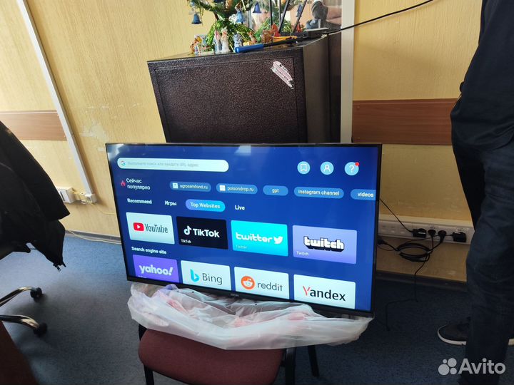 Телевизор Kion Smart TV