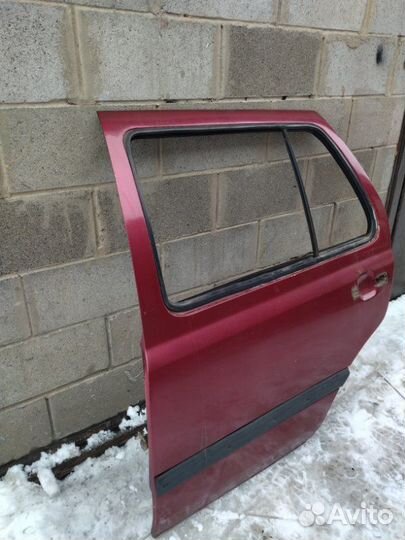 Дверь задняя левая Volkswagen Golf 3 AAM 1992