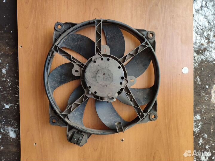 Вентилятор охлаждения Рено Меган3 Флюенц разборка