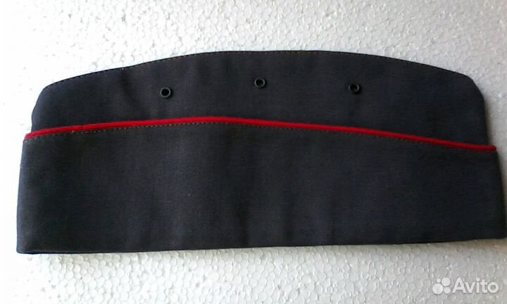 Кепки и пилотка