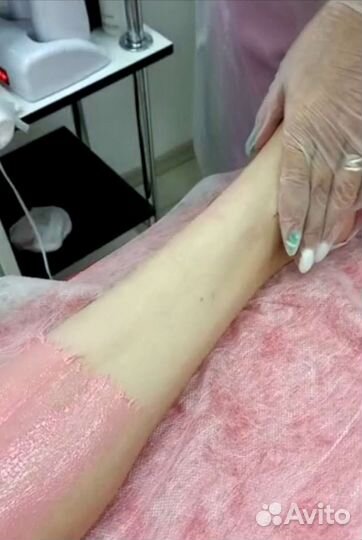 Маникюр педикюр, депиляция воском,брови,макияж