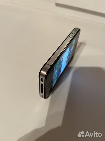 iPhone 4S, 16 ГБ