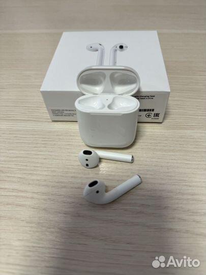 AirPods (1-го поколения)