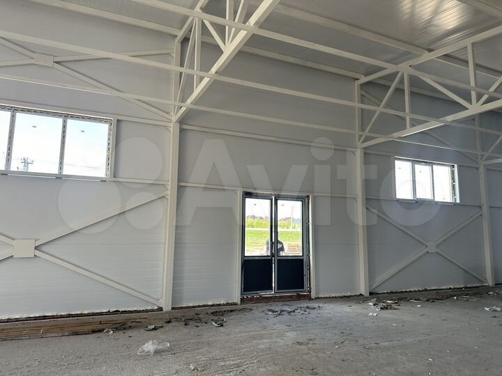 Свободного назначения, 300 м²