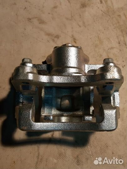 Суппорт задний правый KIA optima