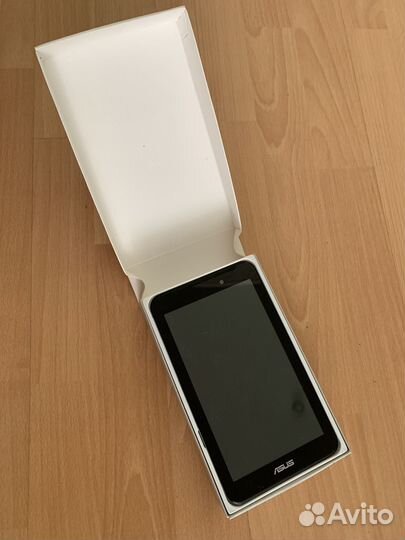 Планшет Asus Fonepad 7