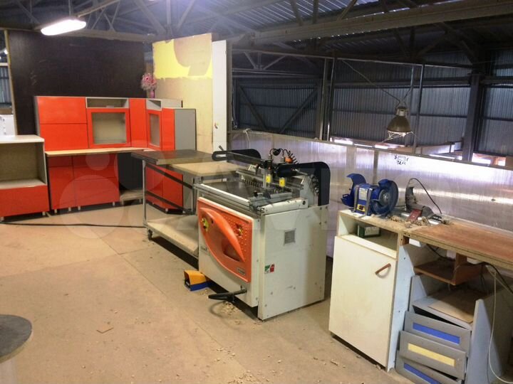 Производство, 700 м²