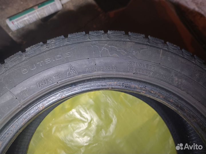 Arctic Trucks AT405 205/55 R16