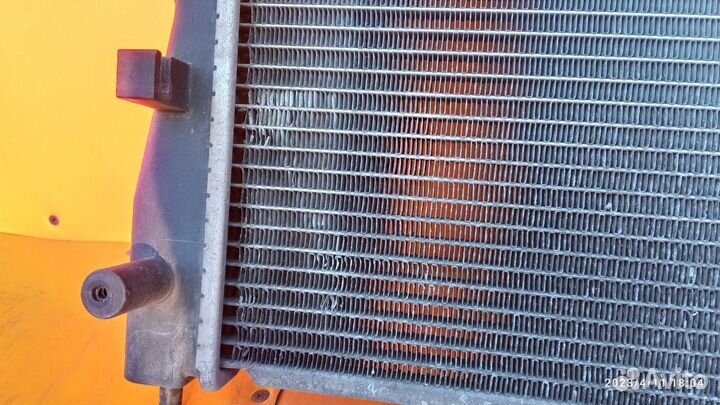 Радиатор для Mitsubishi Colt Z32/Z34/Z36